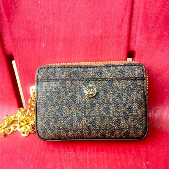 Michael Kors Wristlet - Picture 1 of 3